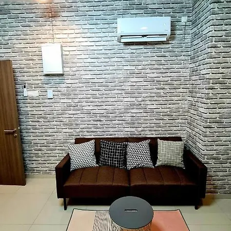 J&J Vacation Home@Novo8 Residence Kampong Tambak Exterior photo
